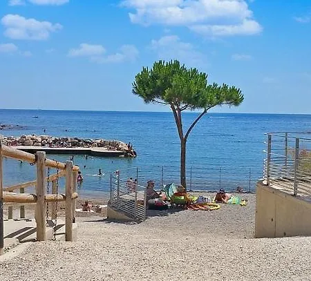 Grand Terrasse De Standing, Pleine Vue Village Et Apartment